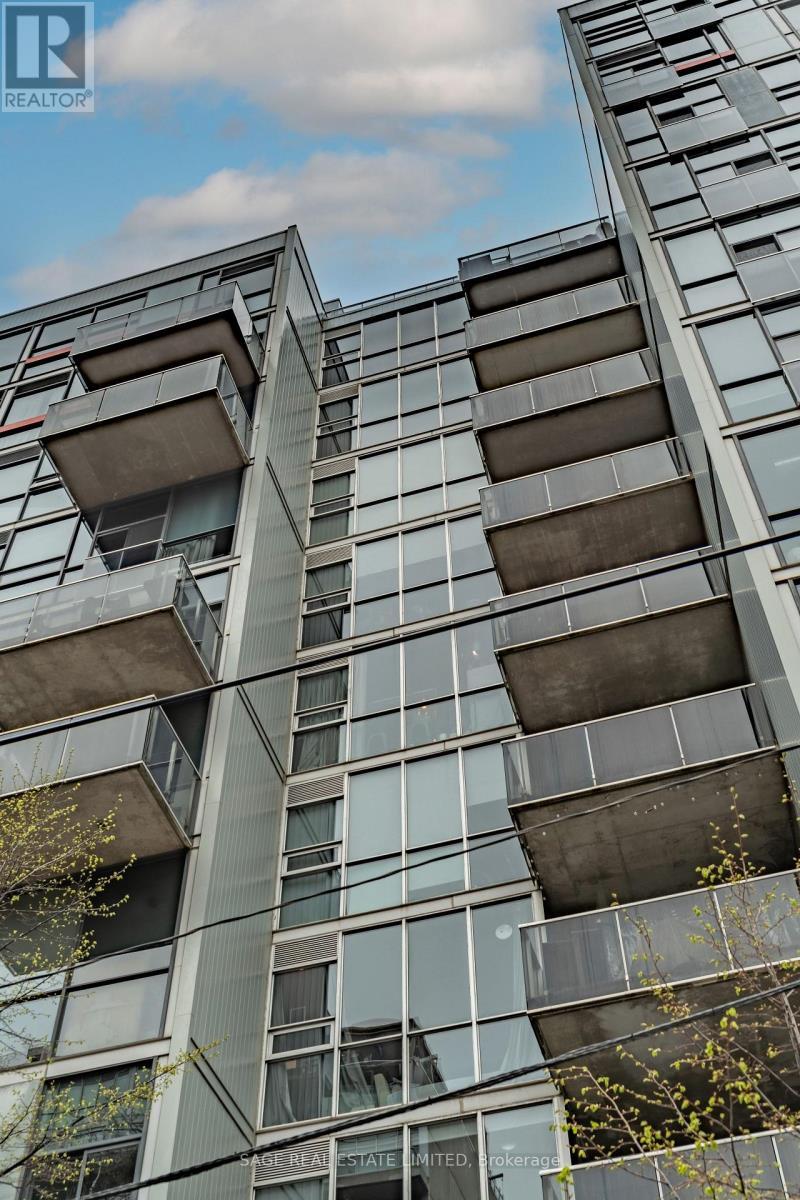 811 - 60 Bathurst Street, Toronto, ON - Outdoor With Balcony
