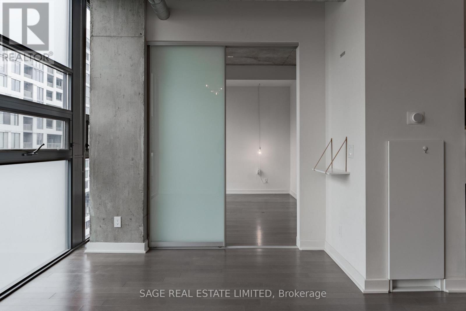 811 - 60 Bathurst Street, Toronto, ON - Indoor Photo Showing Other Room