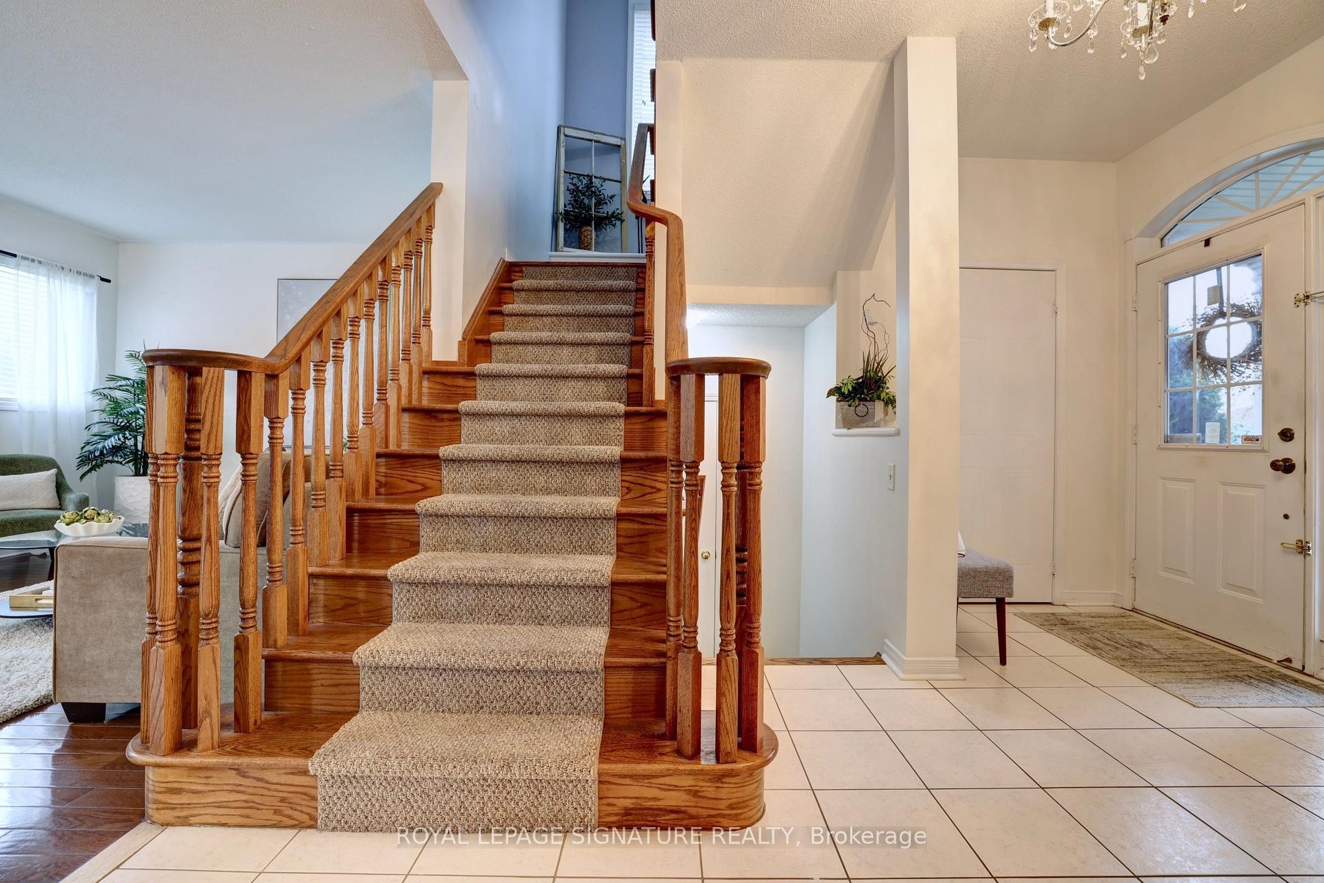 798 Spinning Wheel Crescent, Mississauga, ON - Indoor Photo Showing Other Room