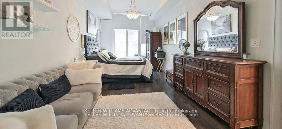 616 - 29 Queens Quay E, Toronto, ON