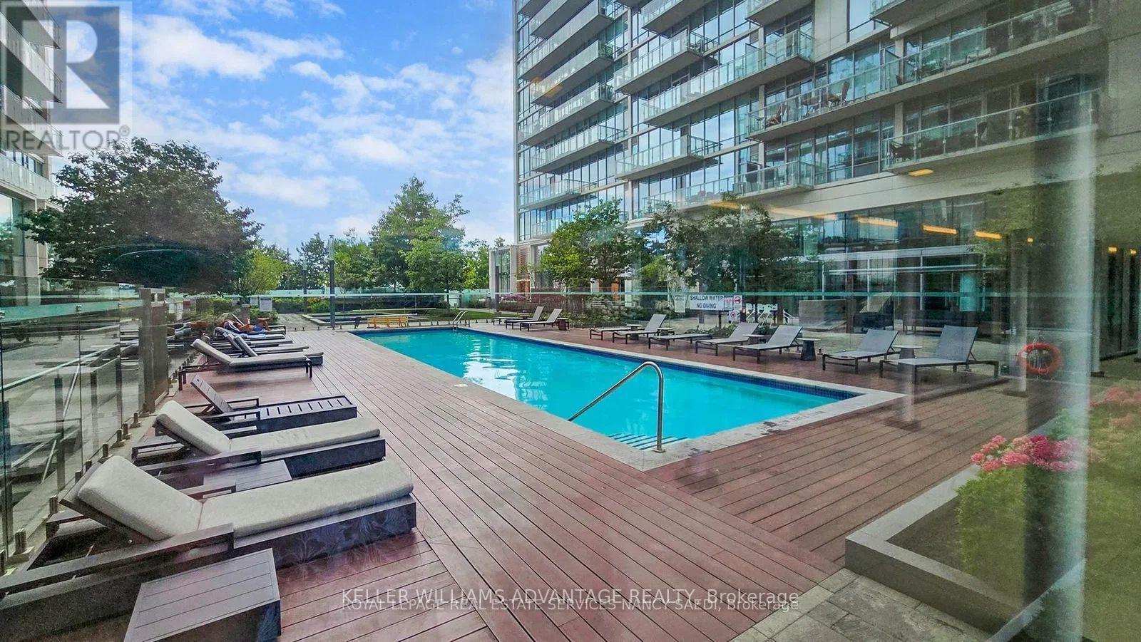 616 - 29 Queens Quay E, Toronto, ON