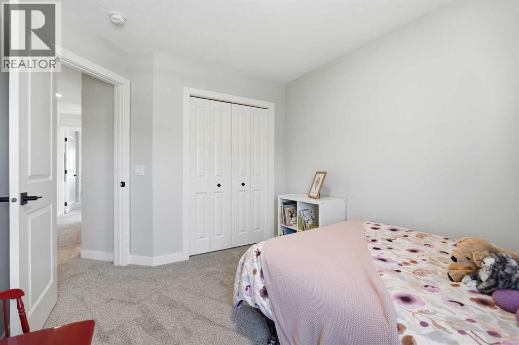 120 Treeline Manor Sw, Calgary, AB