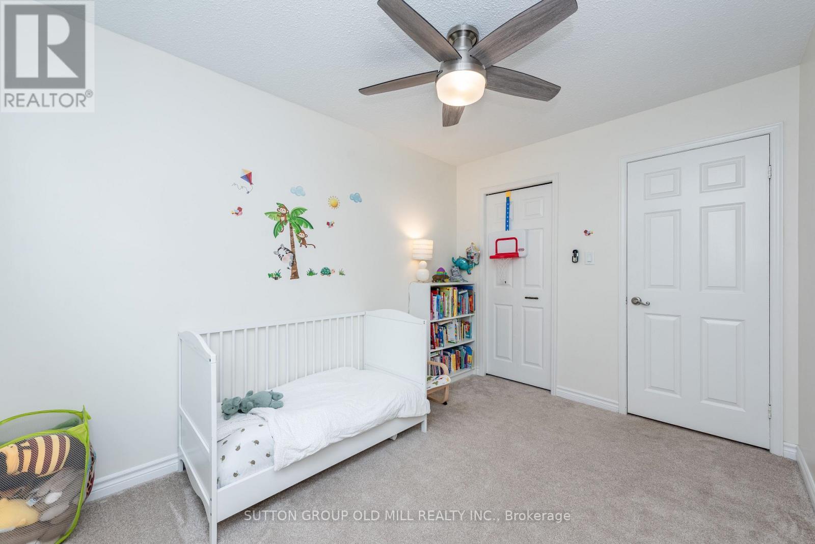 1603 Dewberry Crescent, Mississauga, ON - Indoor Photo Showing Bedroom