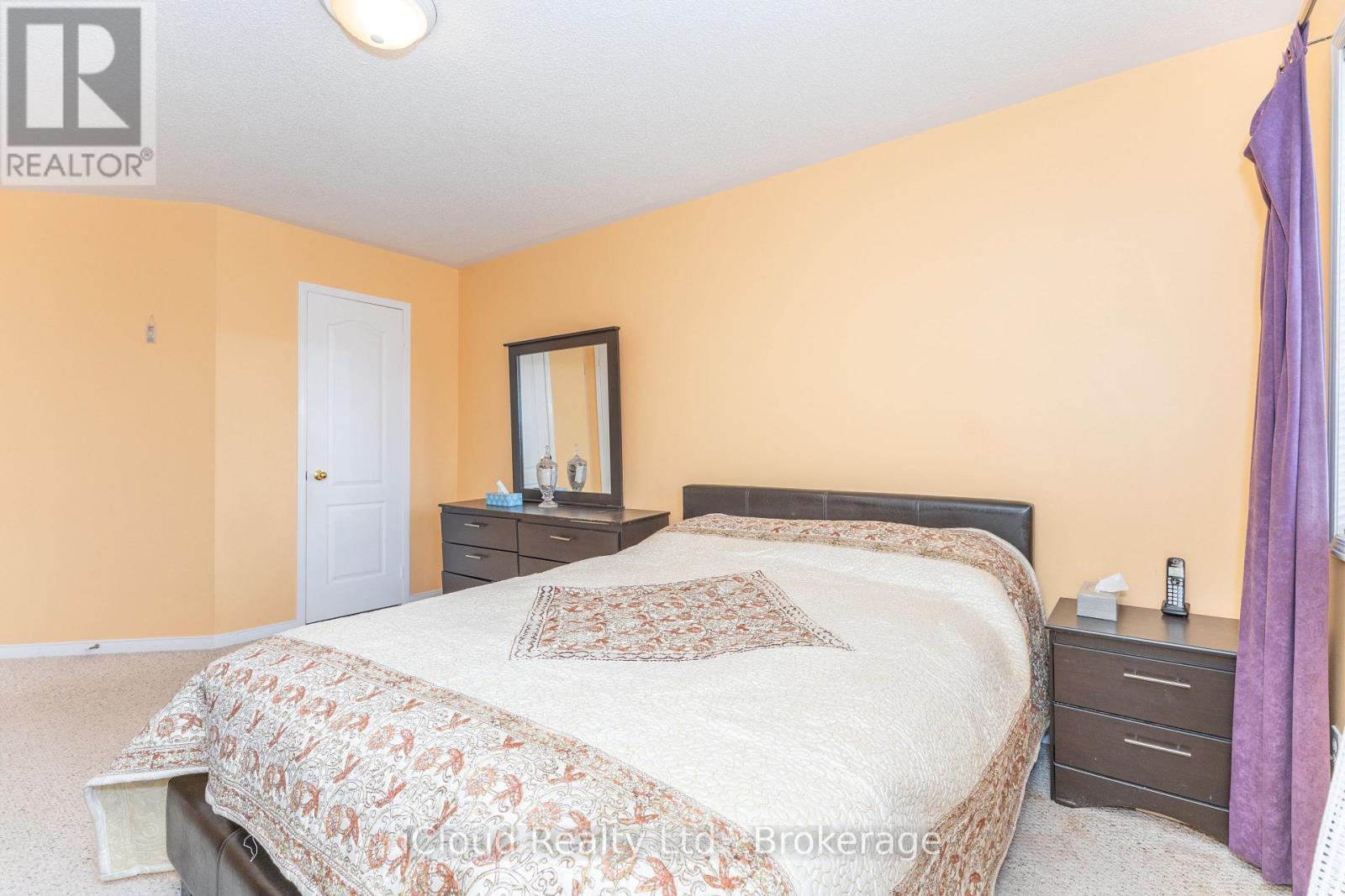 3842 Ridgepoint Way, Mississauga, ON - Indoor Photo Showing Bedroom