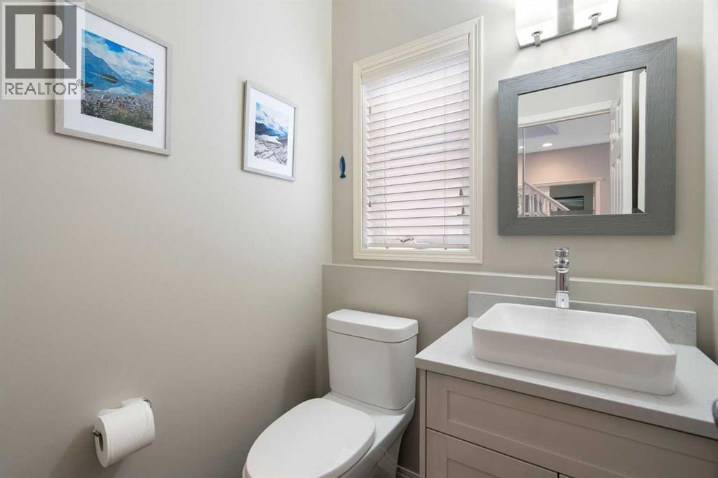 2pc main floor bathroom - 71 Chaparral Grove Se, Calgary, AB