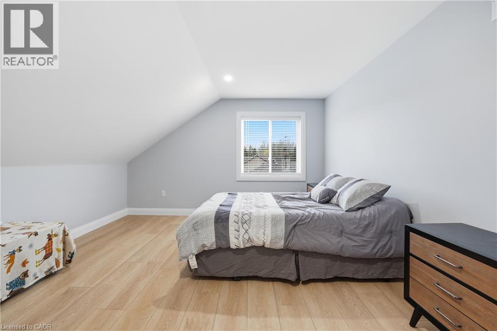 104 Neva Road, Ridgeway, ON - Indoor Photo Showing Bedroom