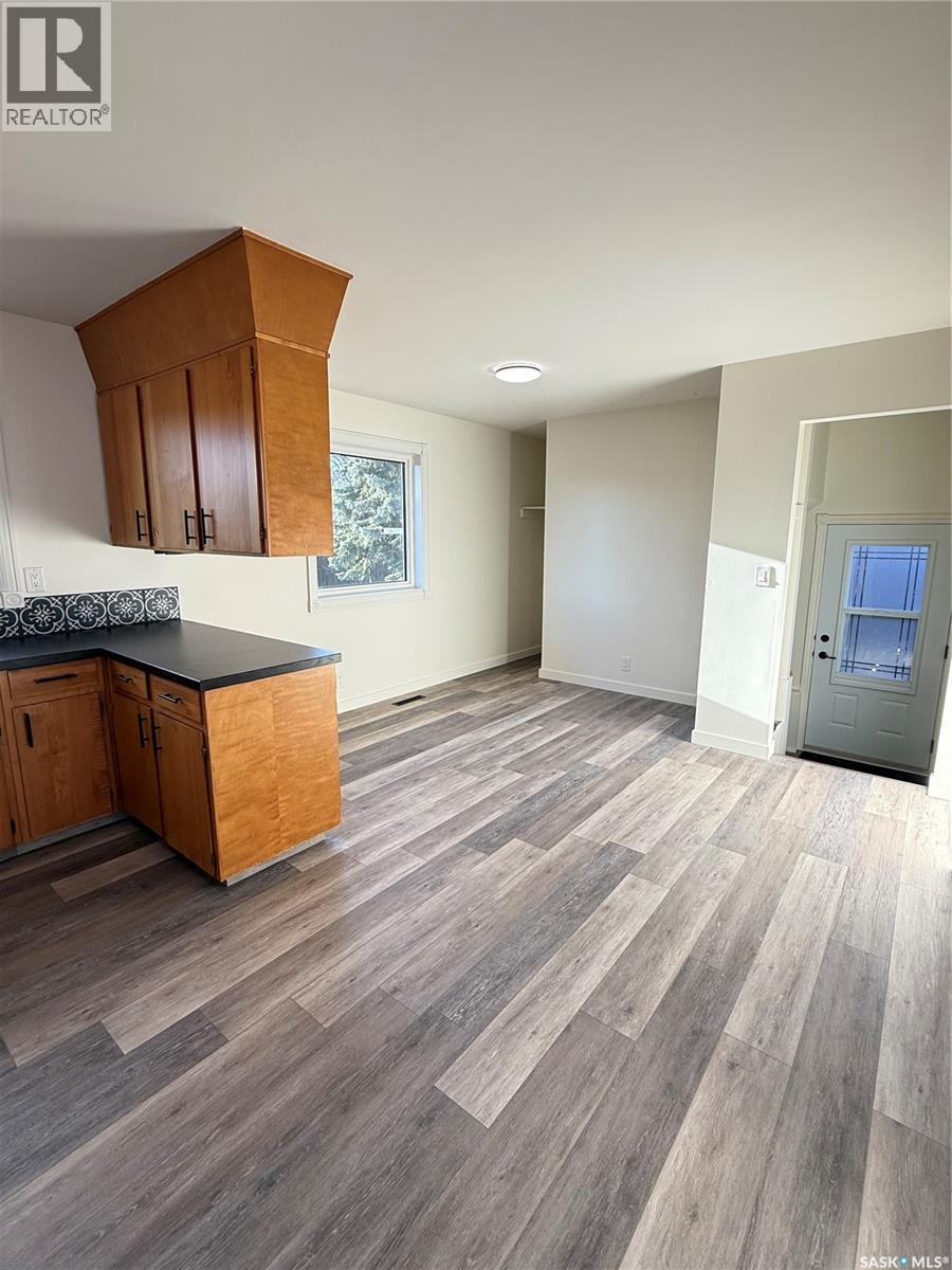 805 Stanley Street, Esterhazy, SK - Indoor