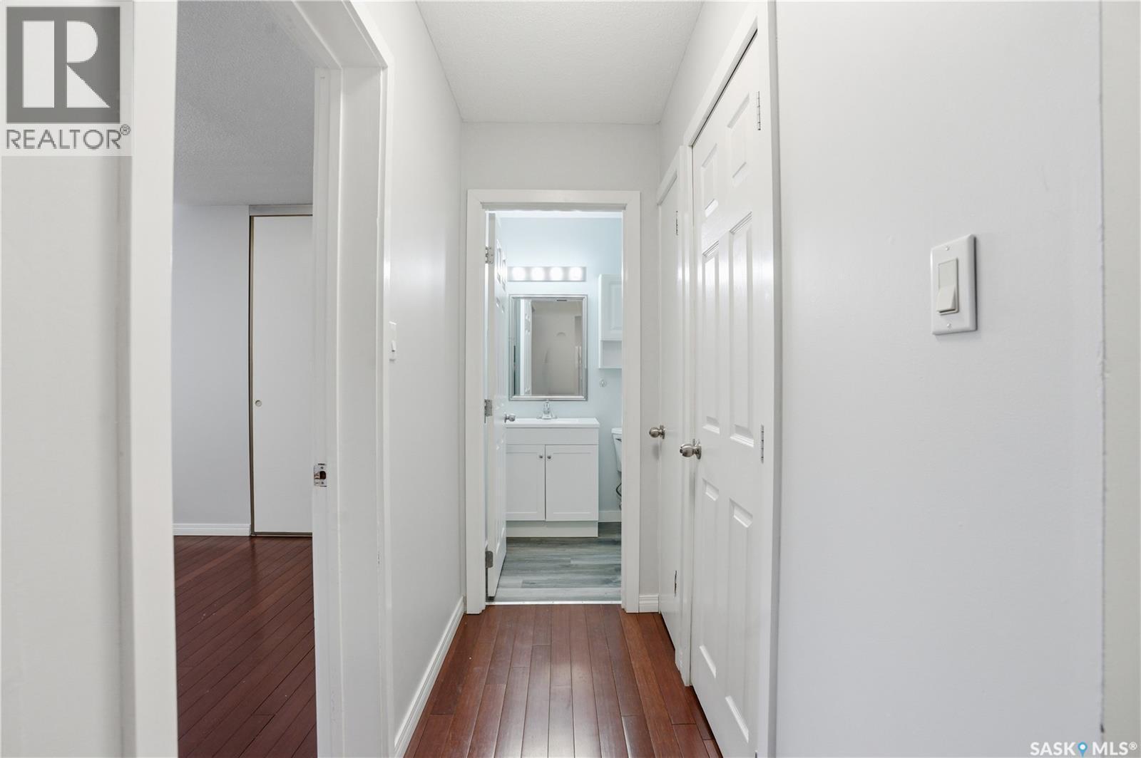 303 208 Saskatchewan Crescent E, Saskatoon, SK - Indoor Photo Showing Other Room