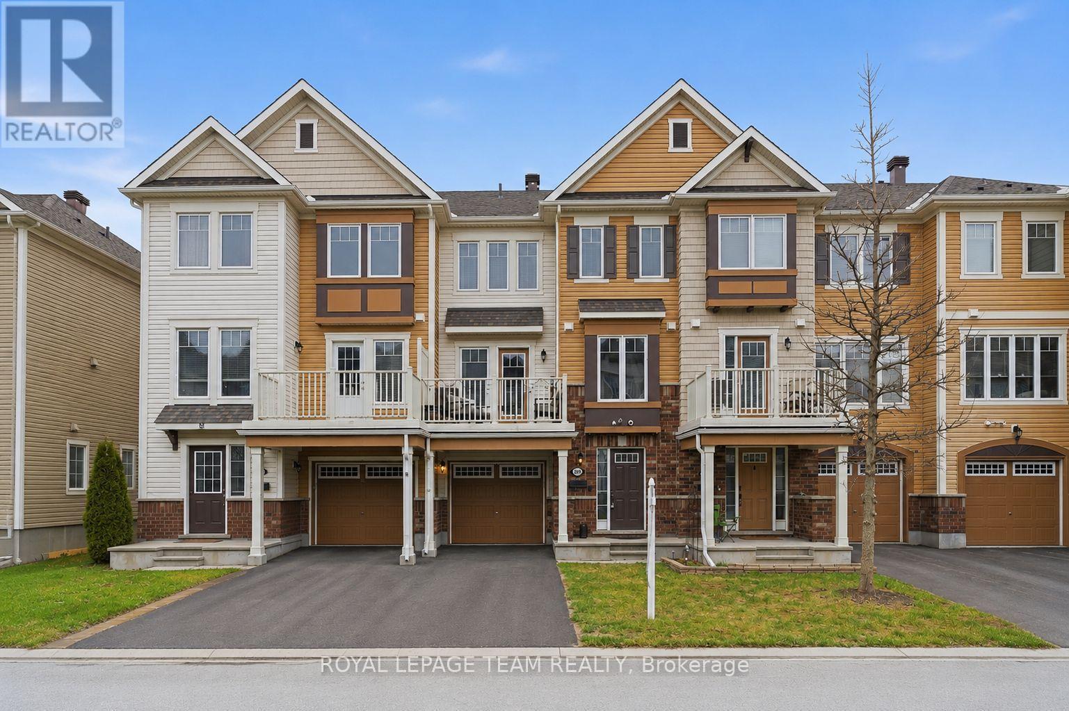 599 Foxlight Circle, Ottawa, ON - Outdoor With Balcony With Facade