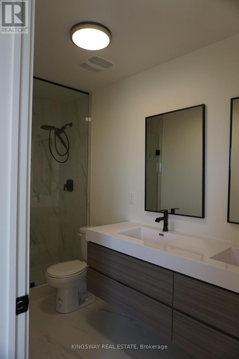 122 Everett Common, St. Catharines, ON - Indoor Photo Showing Bathroom