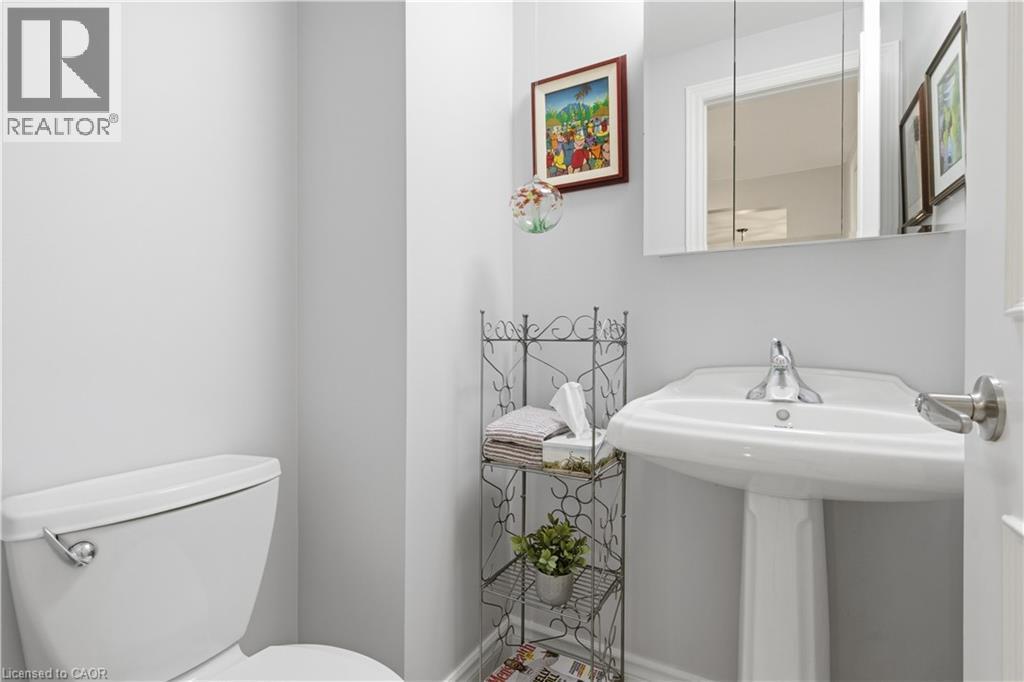 125 Covington Crescent, Kitchener, ON - Indoor Photo Showing Bathroom