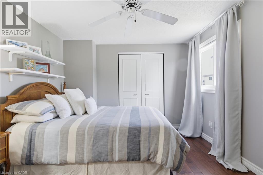 125 Covington Crescent, Kitchener, ON - Indoor Photo Showing Bedroom