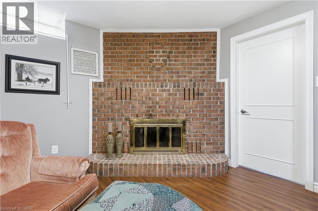 125 Covington Crescent, Kitchener, ON - Indoor Photo Showing Living Room With Fireplace
