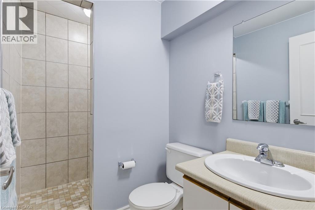 125 Covington Crescent, Kitchener, ON - Indoor Photo Showing Bathroom