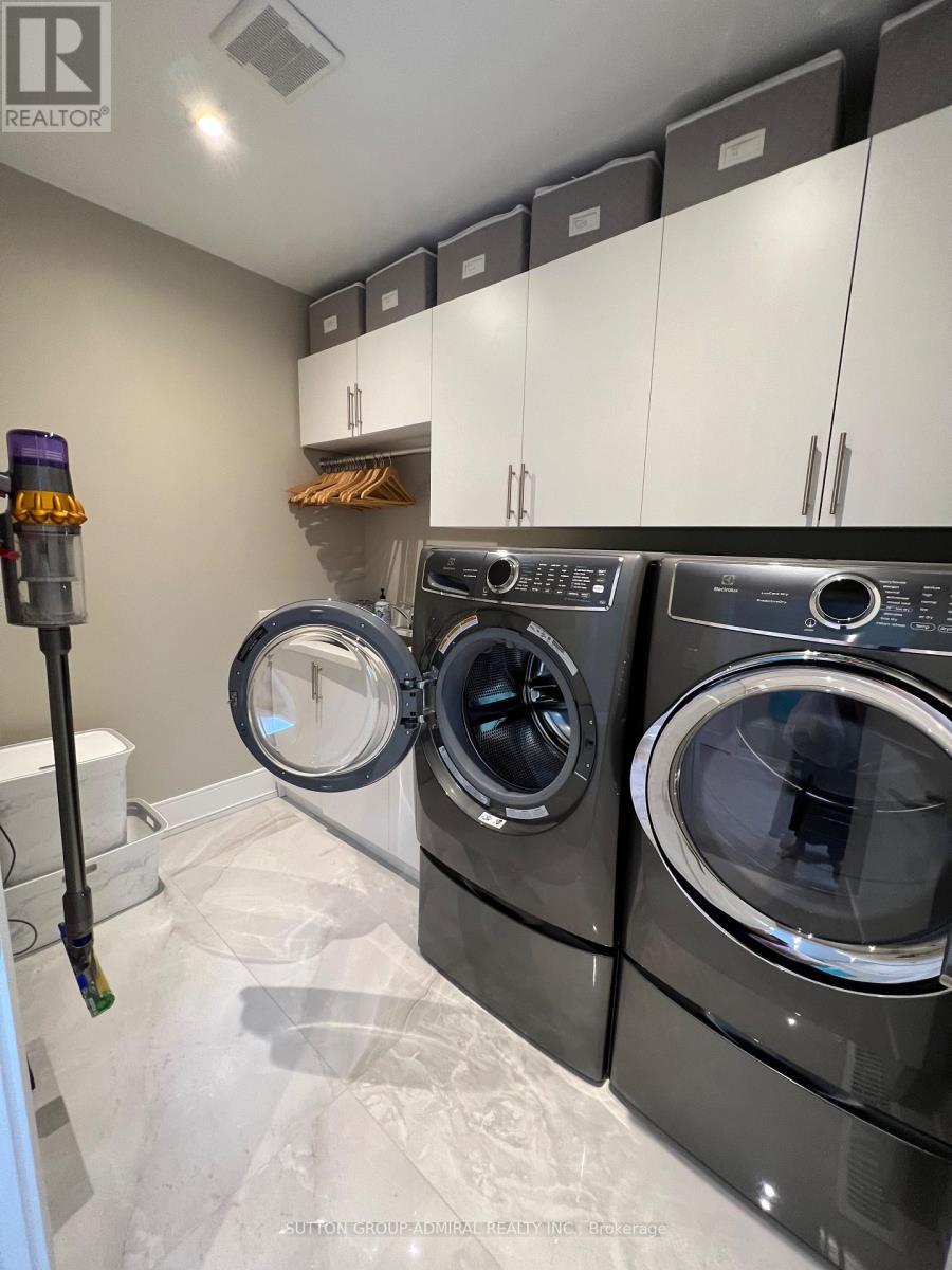 1060 Kipling Avenue, Toronto, ON - Indoor Photo Showing Laundry Room