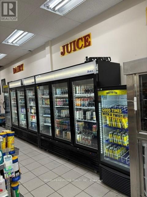 210 Mohawk Road E, Hamilton, ON