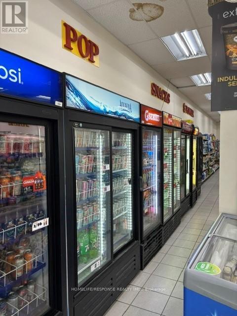 210 Mohawk Road E, Hamilton, ON