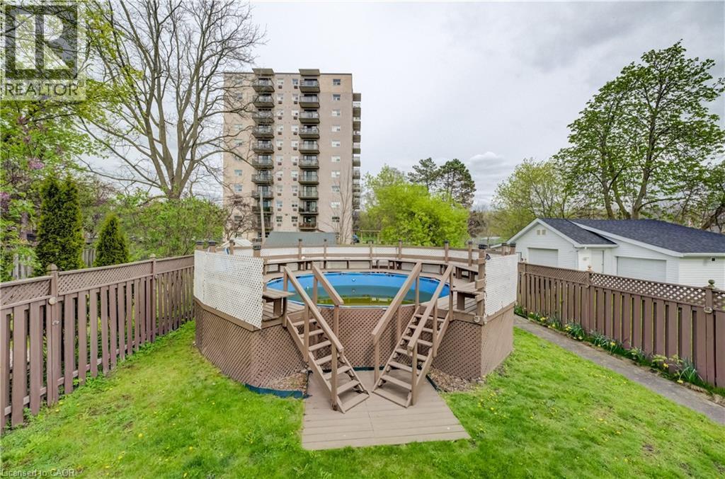 43 Middleton Street, Cambridge, ON - Outdoor