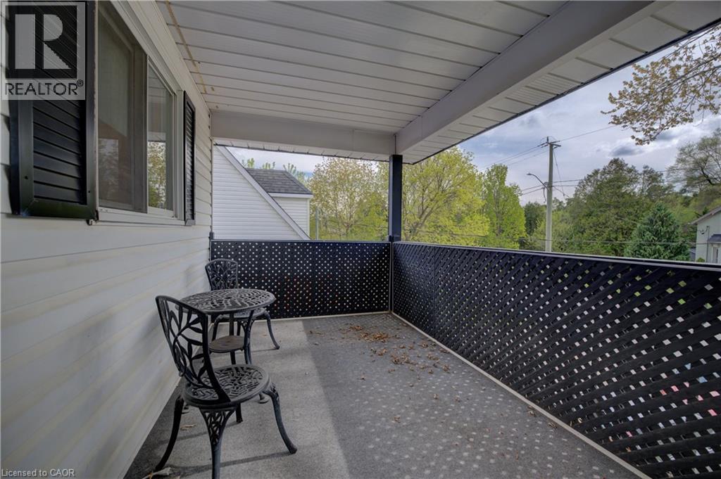 43 Middleton Street, Cambridge, ON - Outdoor With Deck Patio Veranda With Exterior