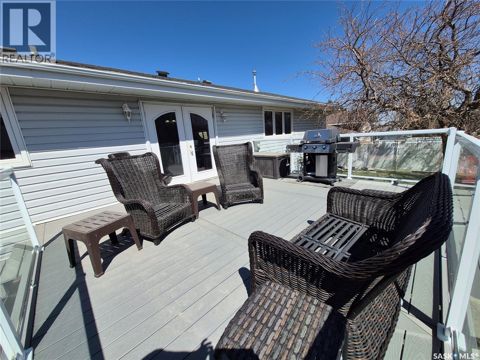 246 Battleford Trail, Swift Current, SK - Outdoor With Deck Patio Veranda