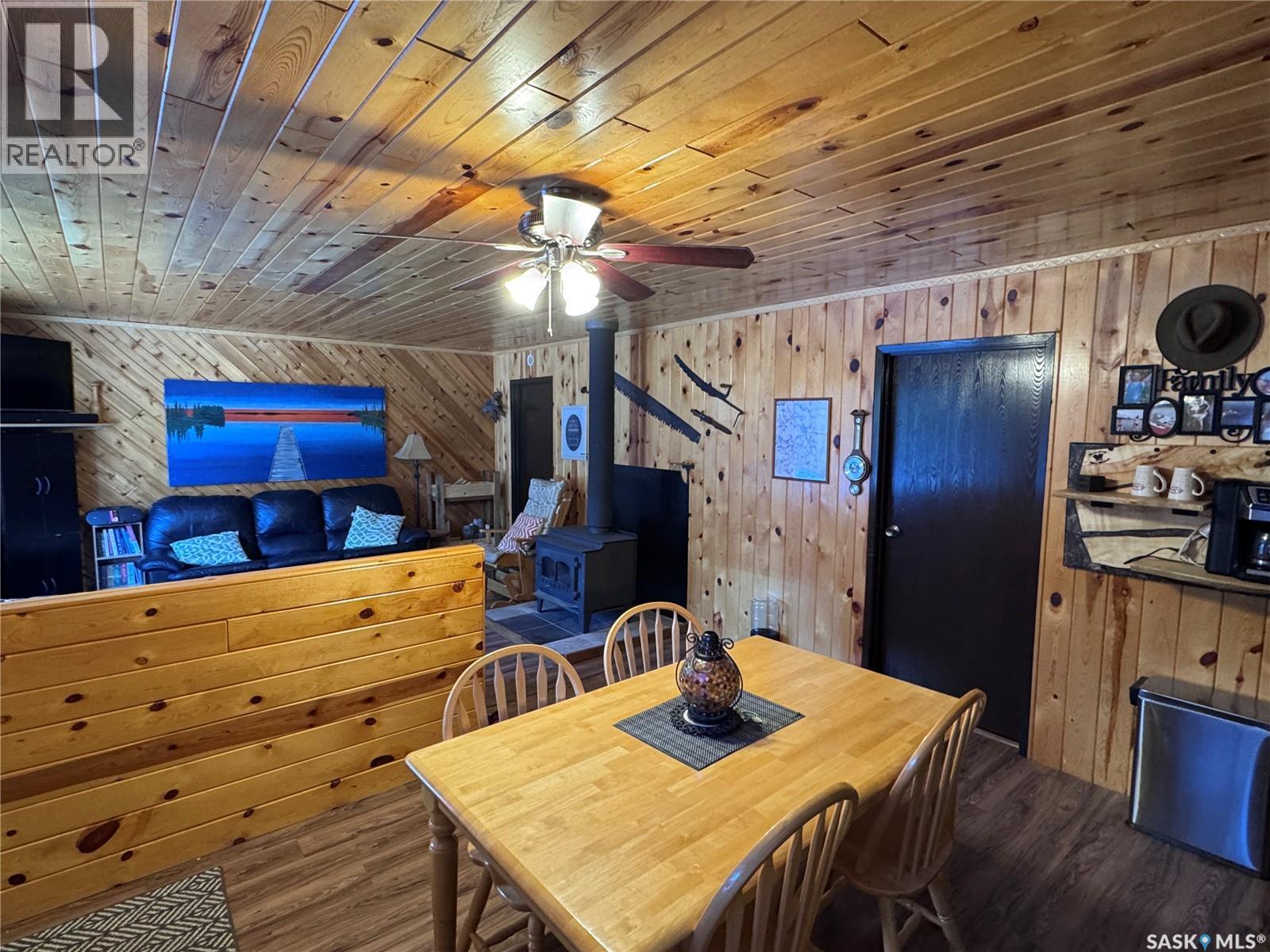 2 Ermine Place, Weyakwin, SK - Indoor Photo Showing Dining Room