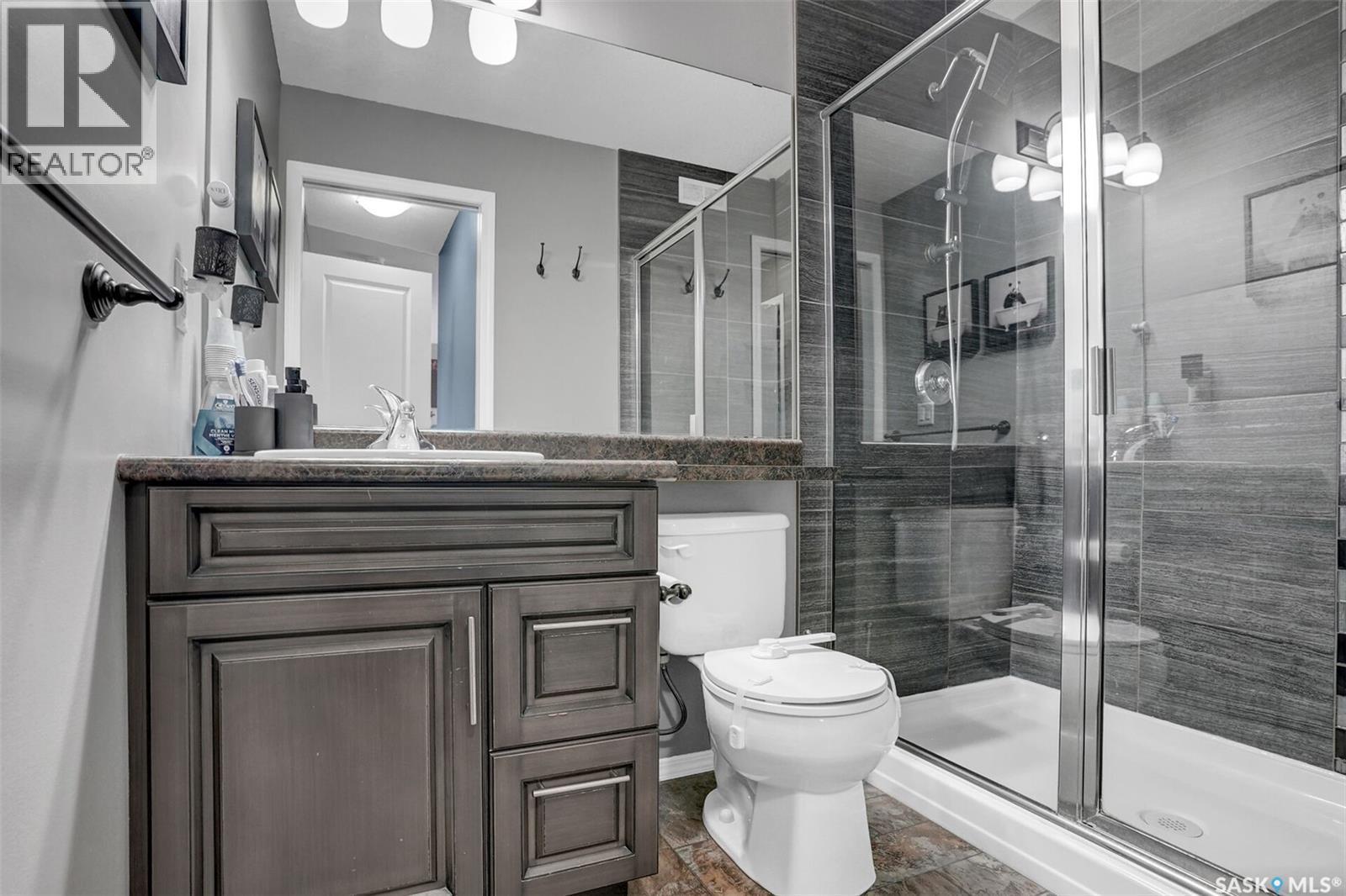 5130 Anthony Way, Regina, SK - Indoor Photo Showing Bathroom