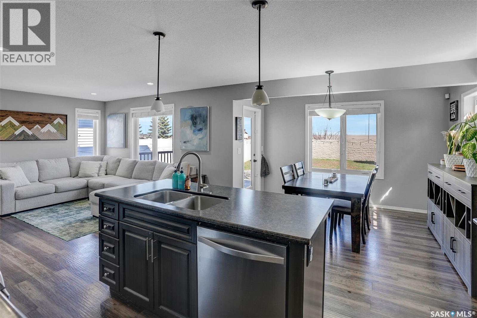 5130 Anthony Way, Regina, SK - Indoor