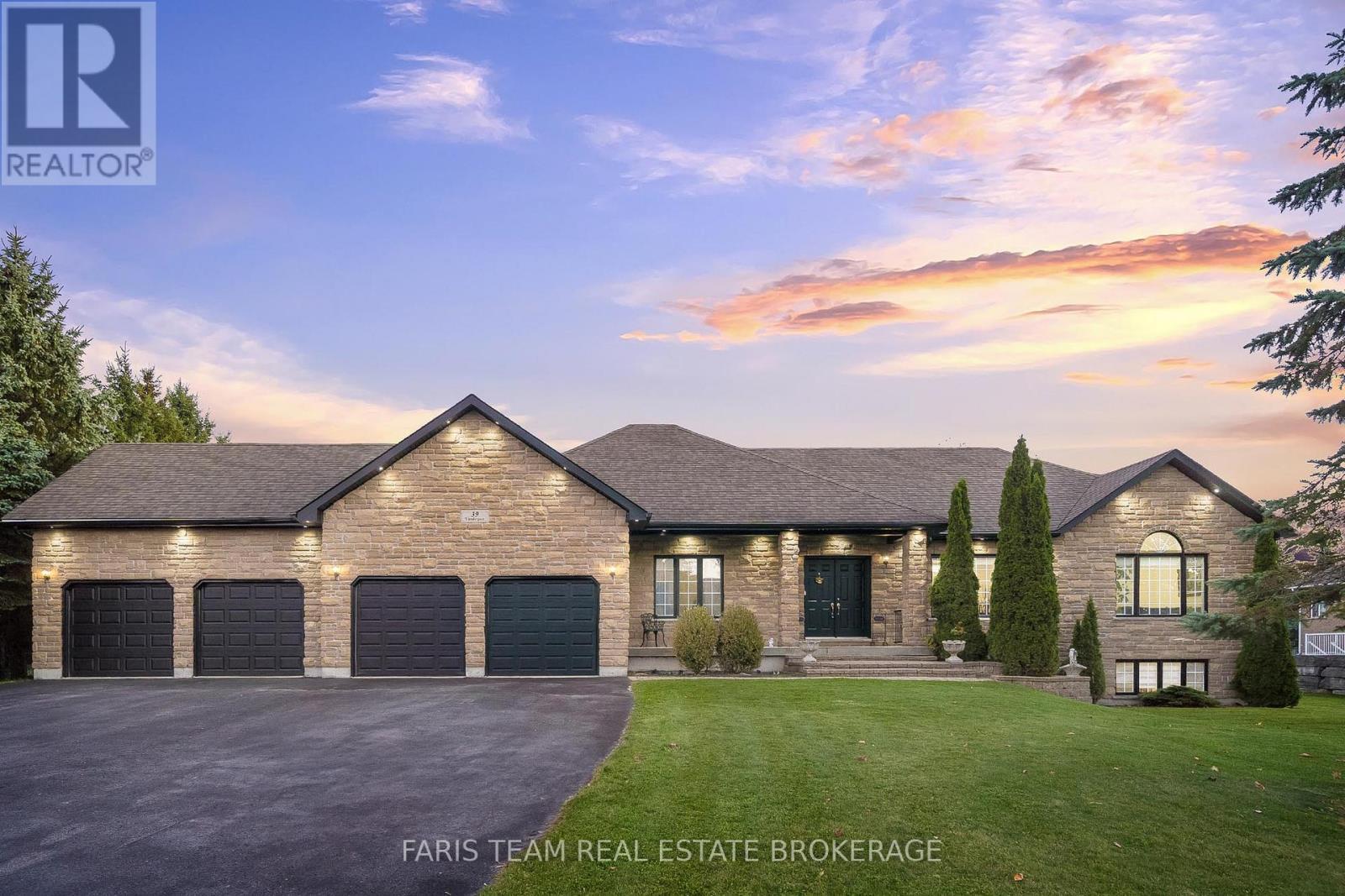 39 Vanderpost Crescent, Essa, ON - Outdoor