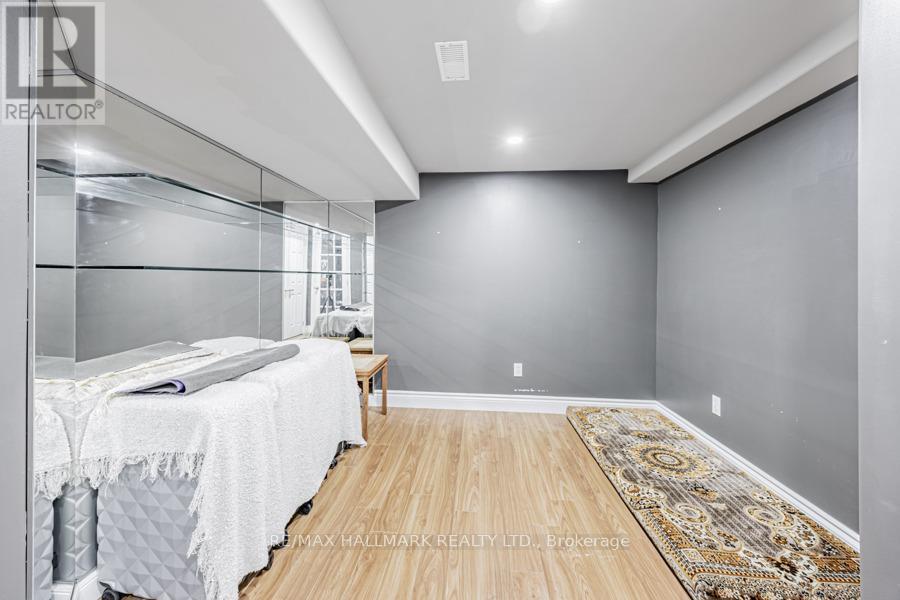 1109 Keswick Court, Oshawa, ON - Indoor Photo Showing Other Room