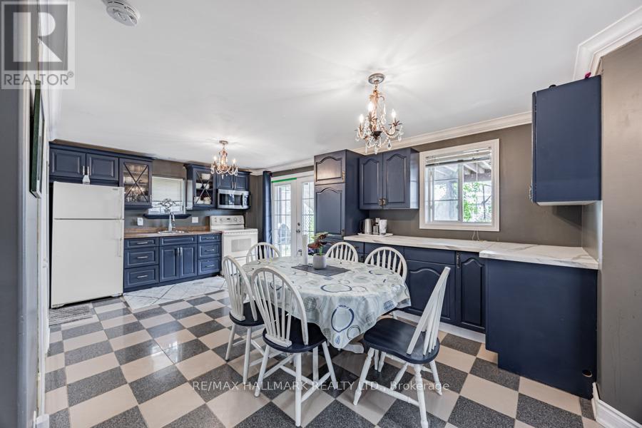 1109 Keswick Court, Oshawa, ON - Indoor