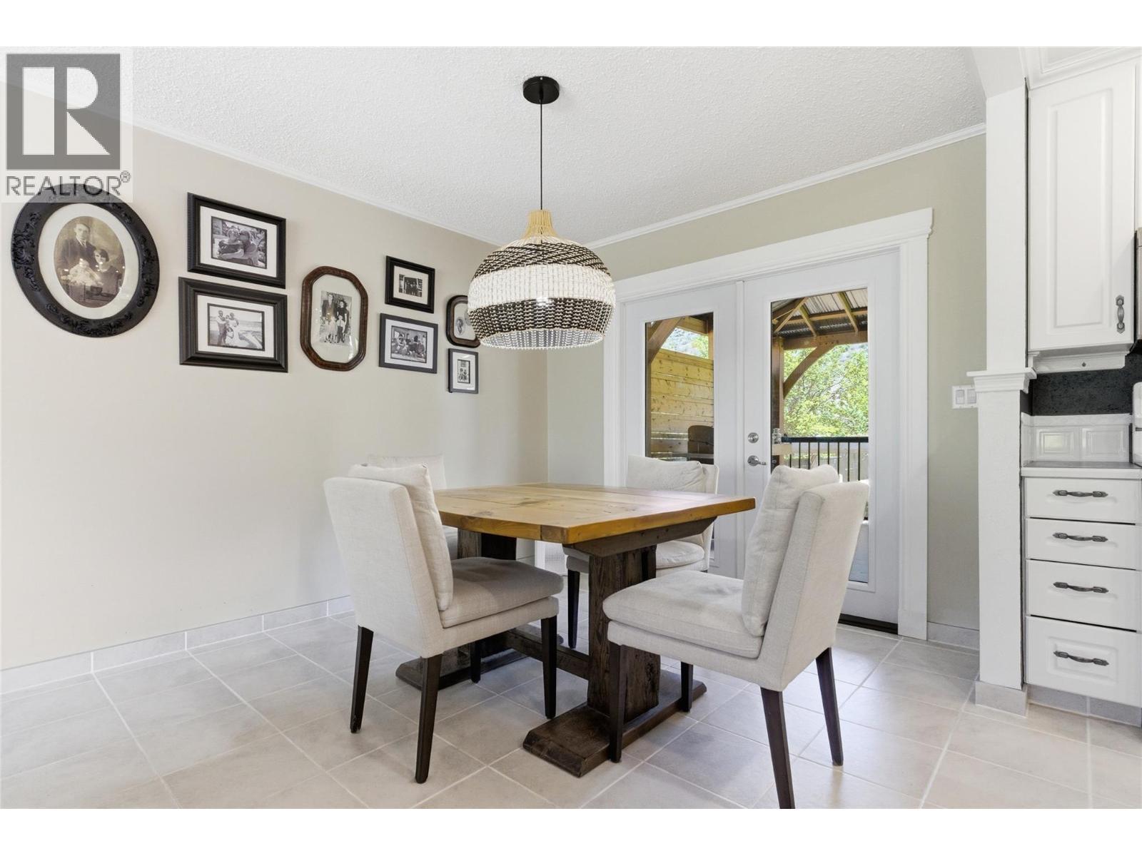 Dining Room - 1153 Maclean Drive, Cache Creek, BC - Indoor Photo Showing Dining Room