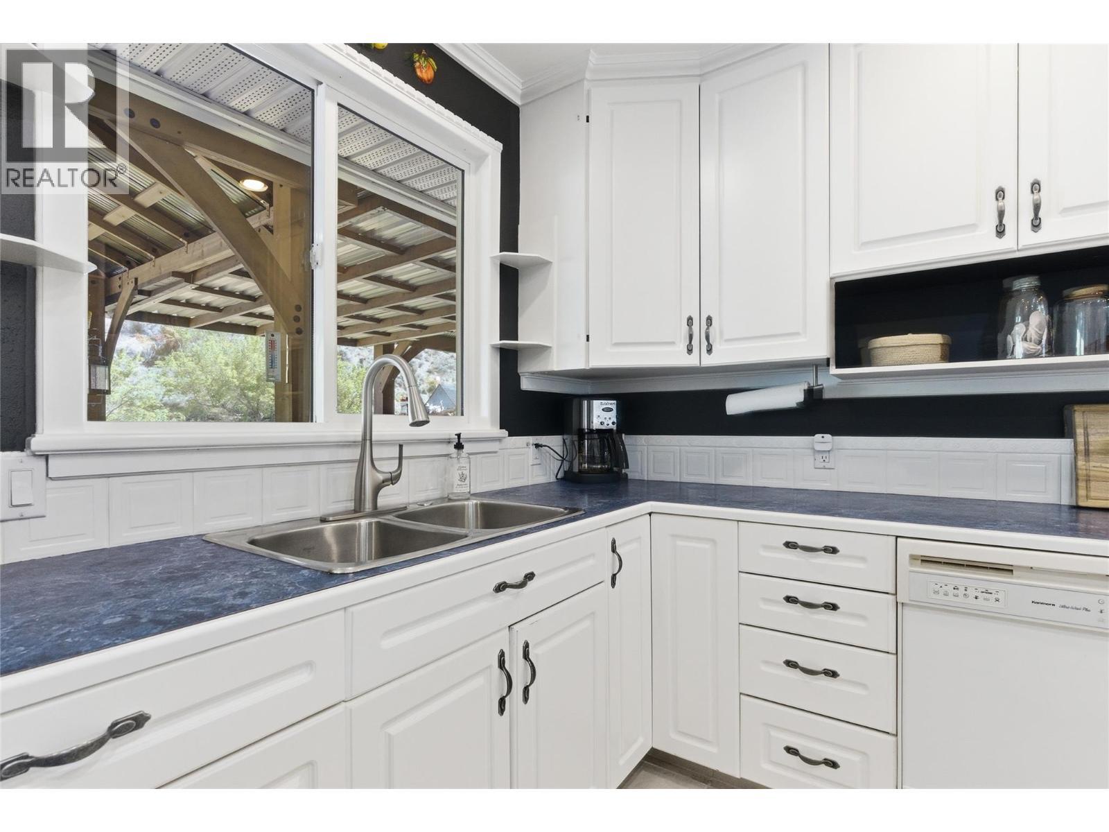 Kitchen - 1153 Maclean Drive, Cache Creek, BC - Indoor Photo Showing Kitchen With Double Sink