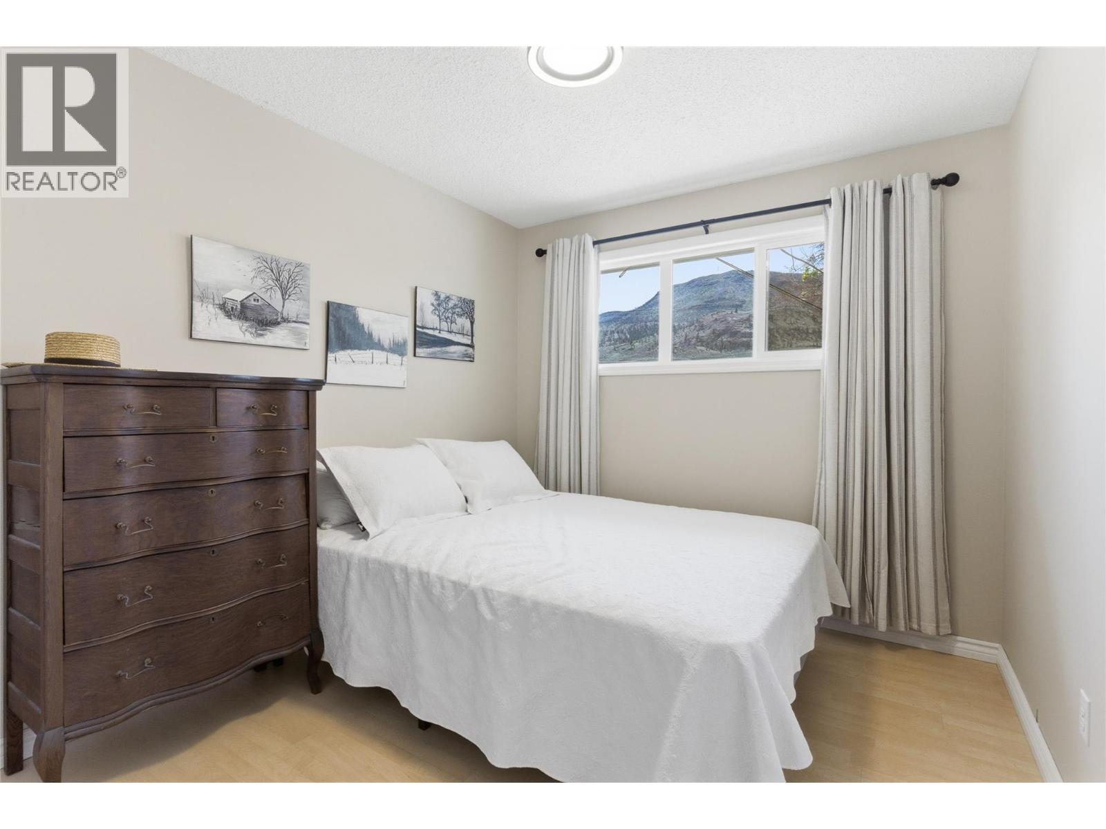 Bedroom - 1153 Maclean Drive, Cache Creek, BC - Indoor Photo Showing Bedroom