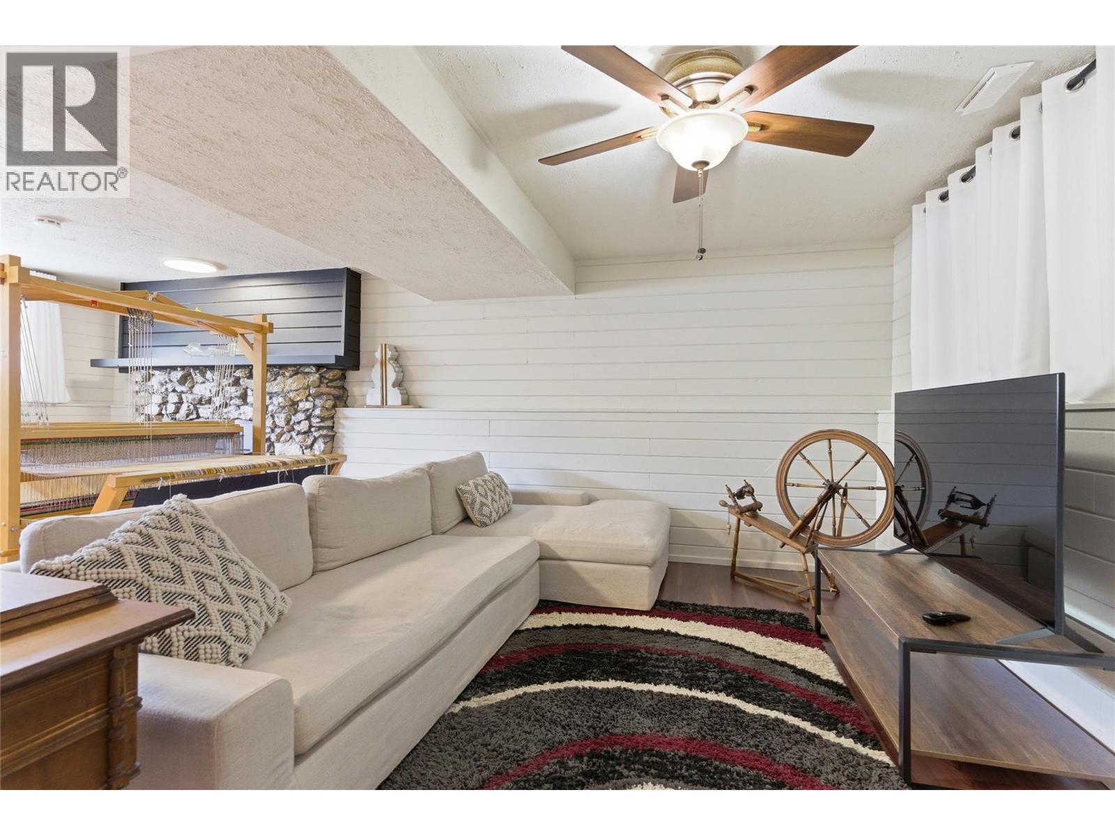 1153 Maclean Drive, Cache Creek, BC - Indoor