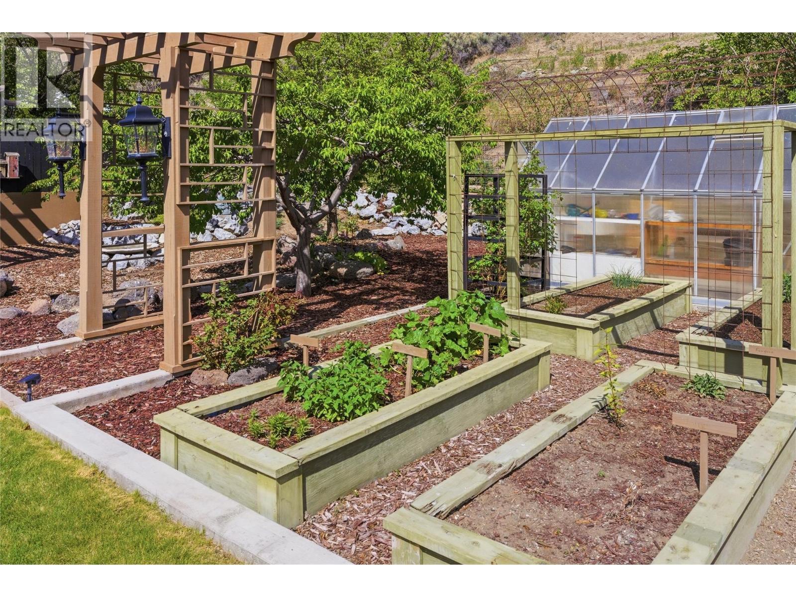 1153 Maclean Drive, Cache Creek, BC - Outdoor