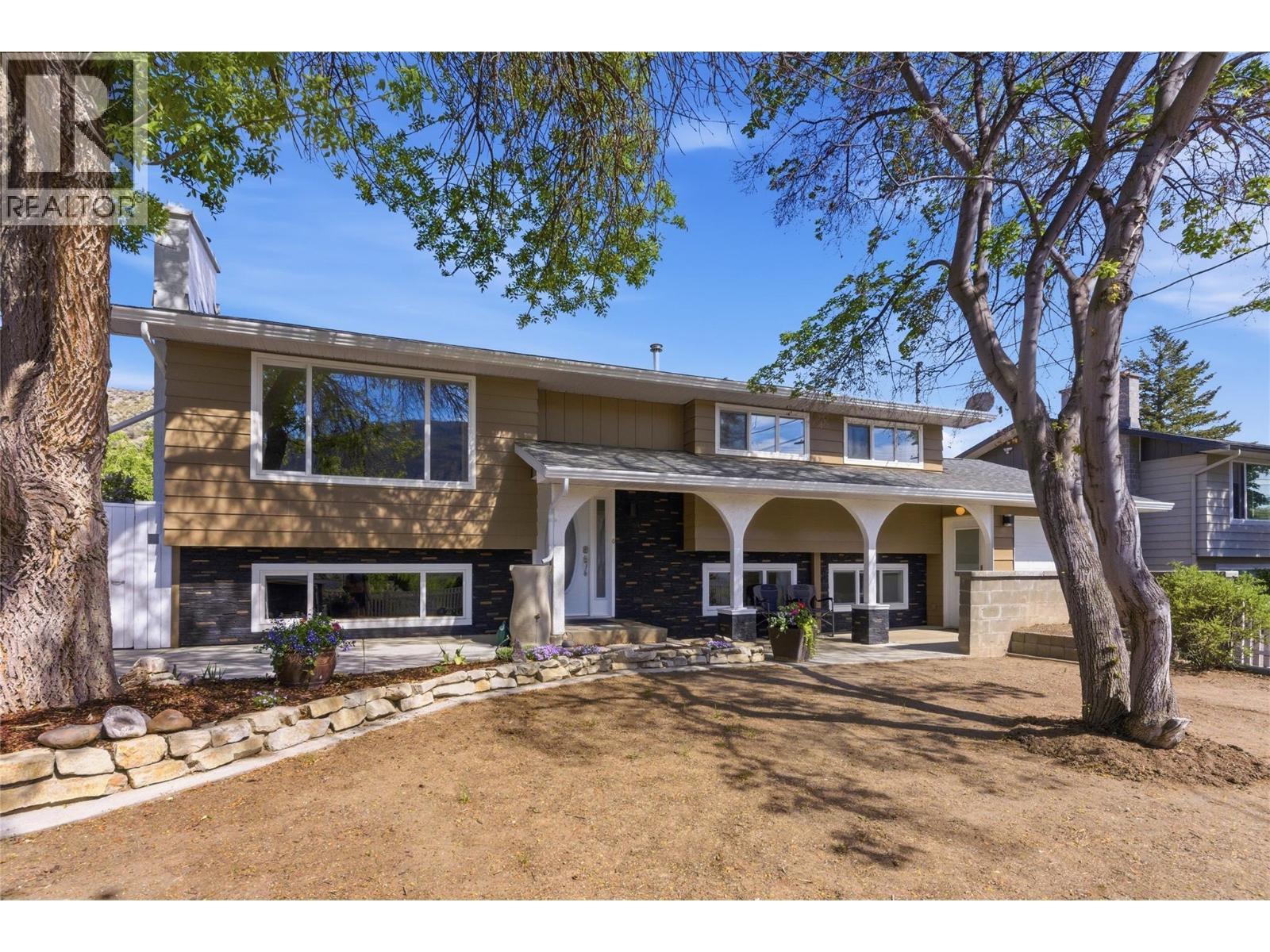 1153 Maclean Drive, Cache Creek, BC - Outdoor With Deck Patio Veranda With Facade