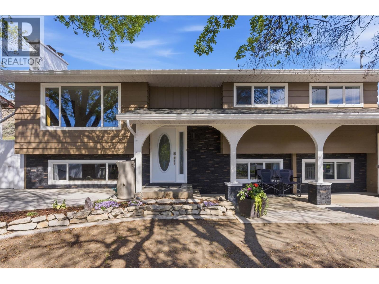 1153 Maclean Drive, Cache Creek, BC - Outdoor With Facade