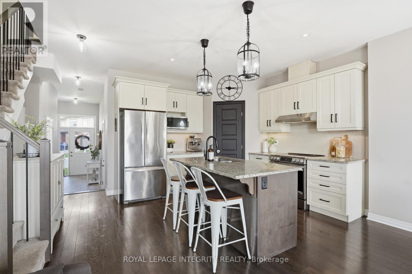 48 Code Crescent, Carleton Place, ON - Indoor Photo Showing Kitchen With Stainless Steel Kitchen With Upgraded Kitchen