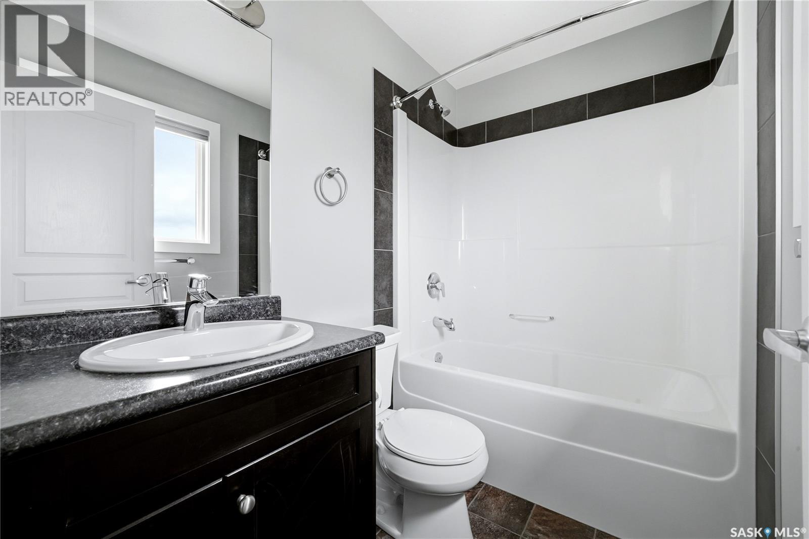 3636 Green Moss Lane, Regina, SK - Indoor Photo Showing Bathroom