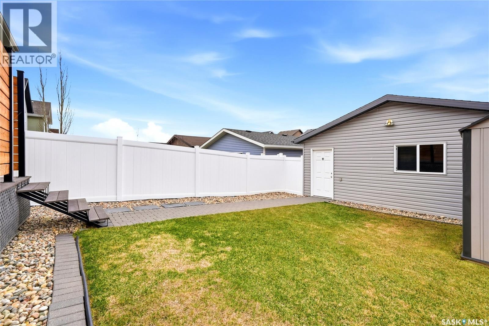 3636 Green Moss Lane, Regina, SK - Outdoor