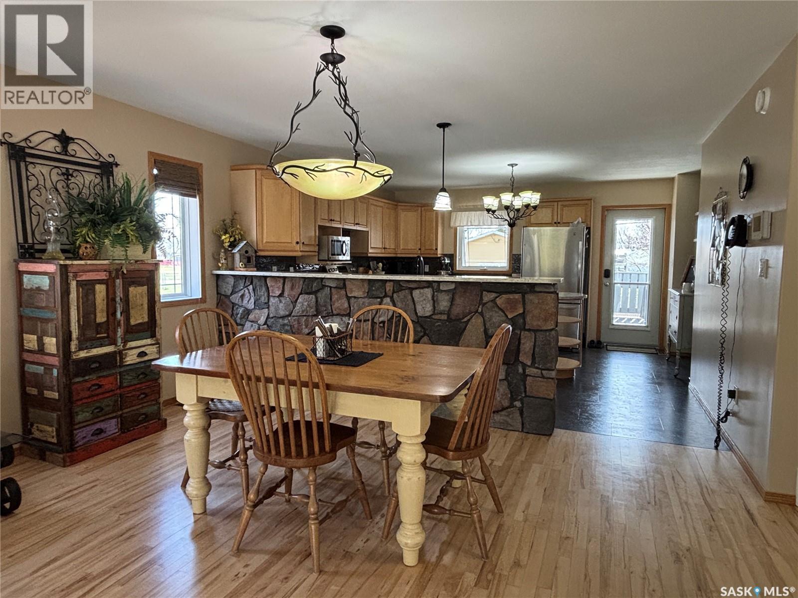 404 Herbert Street, Maple Creek, SK - Indoor Photo Showing Dining Room