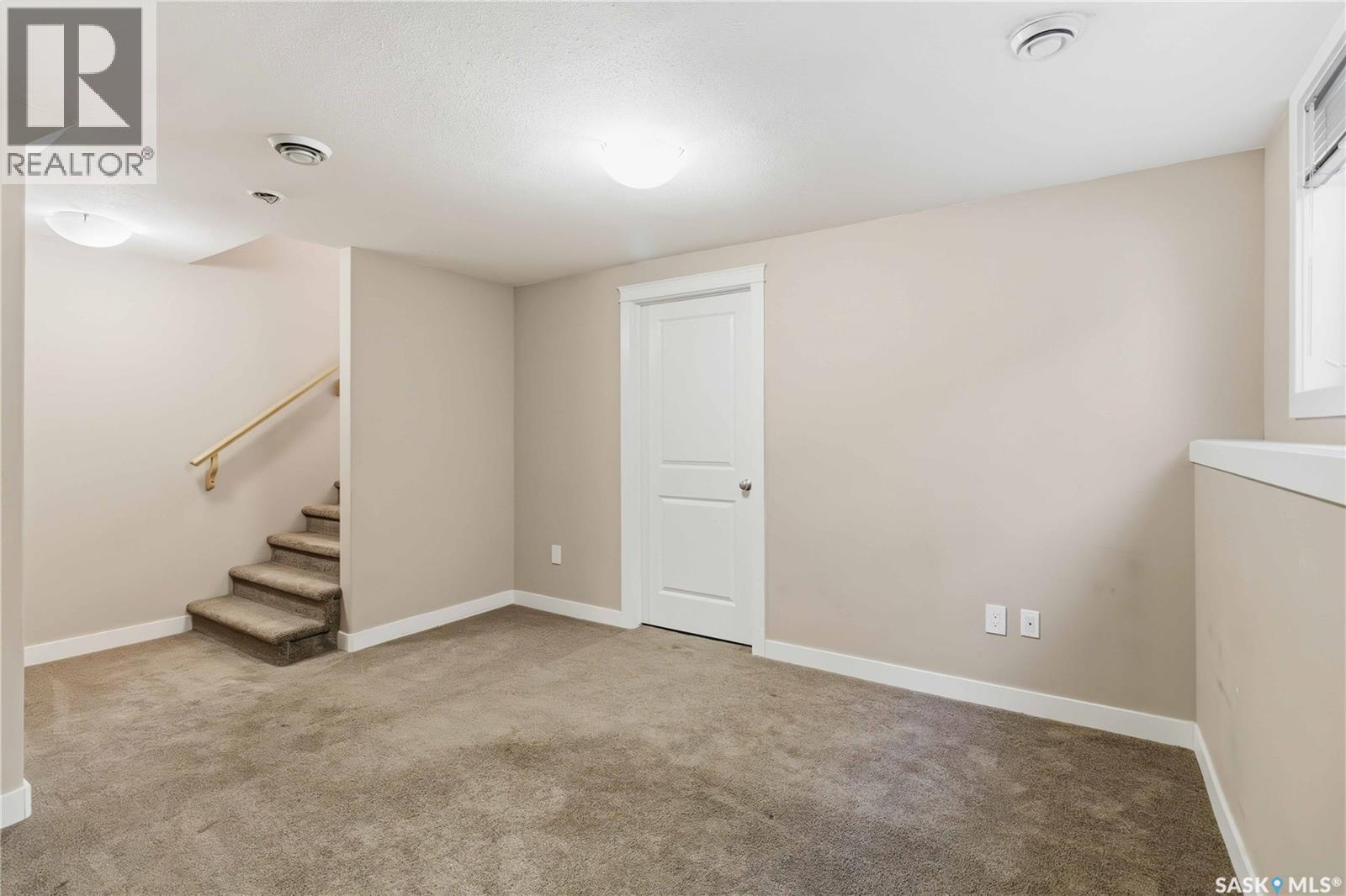 175 Gillies Lane, Saskatoon, SK - Indoor Photo Showing Other Room