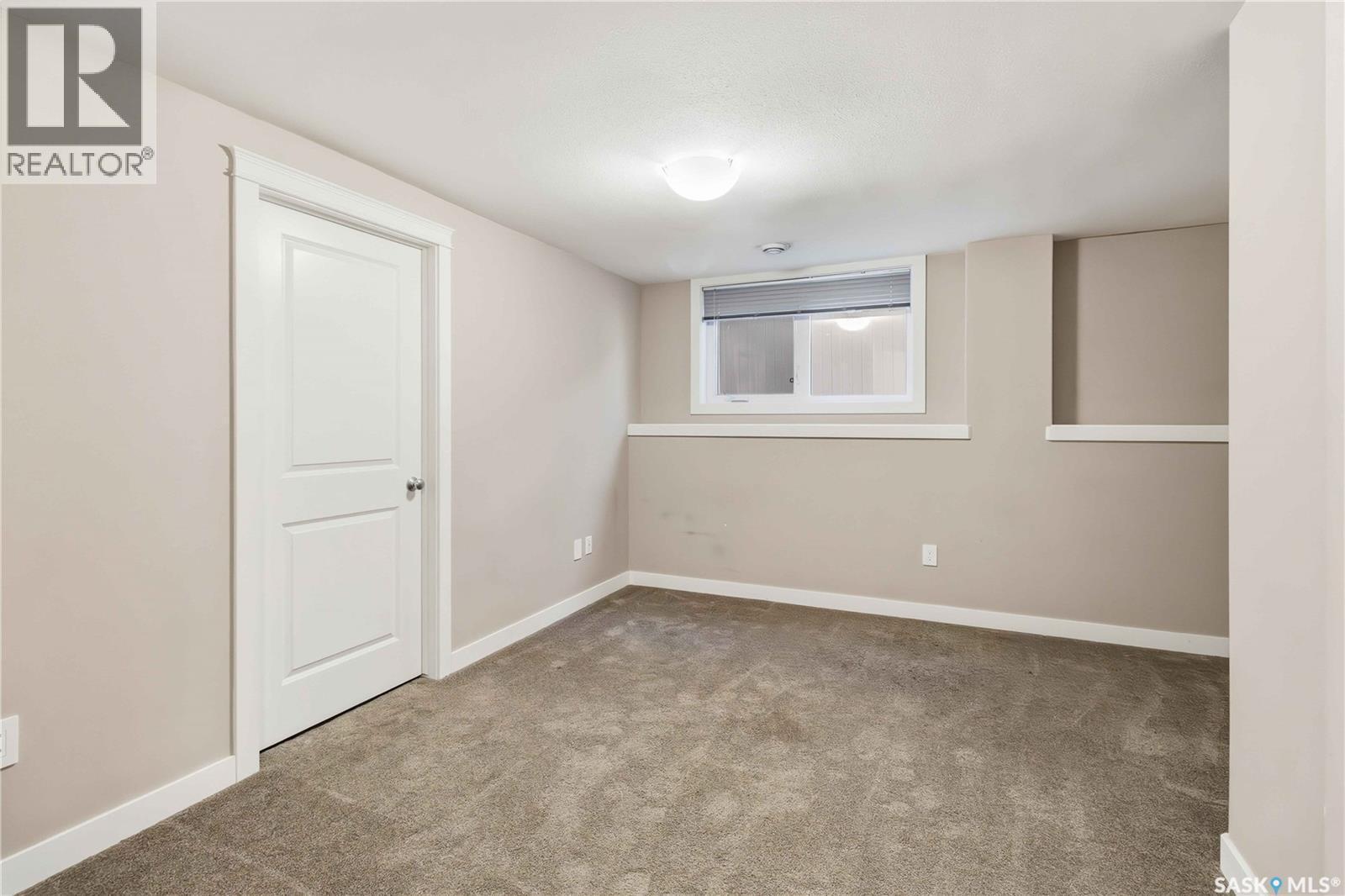 175 Gillies Lane, Saskatoon, SK - Indoor Photo Showing Other Room