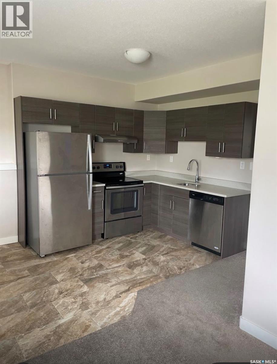 175 Gillies Lane, Saskatoon, SK - Indoor Photo Showing Kitchen With Stainless Steel Kitchen
