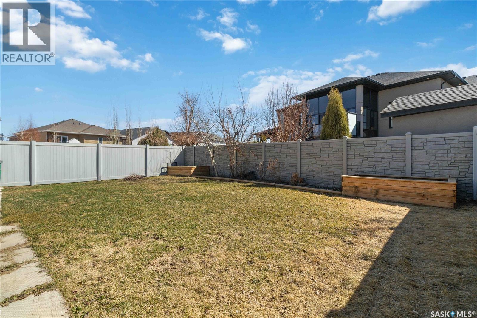 175 Gillies Lane, Saskatoon, SK - Outdoor