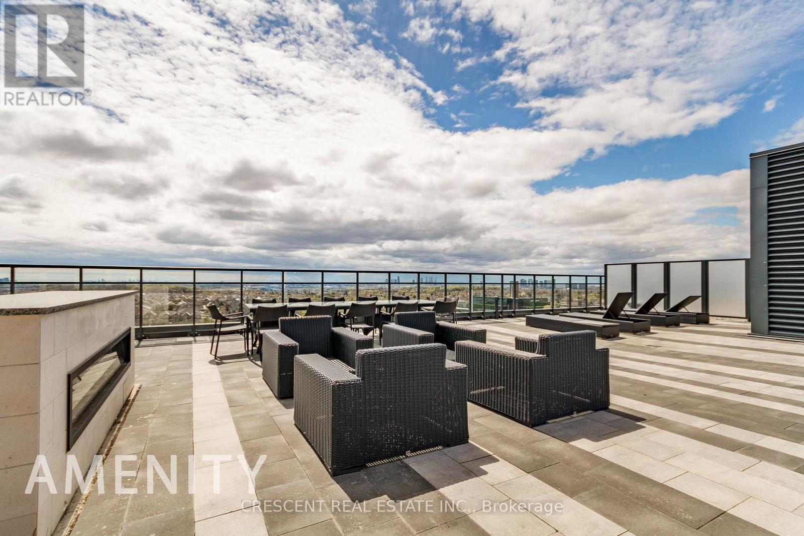 Th101 - 99 Eagle Rock Way, Vaughan, ON - Outdoor With View