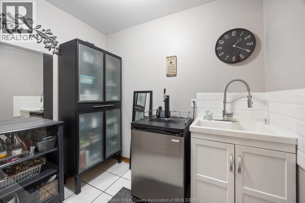 12314 Funaro Crescent, Tecumseh, ON - Indoor
