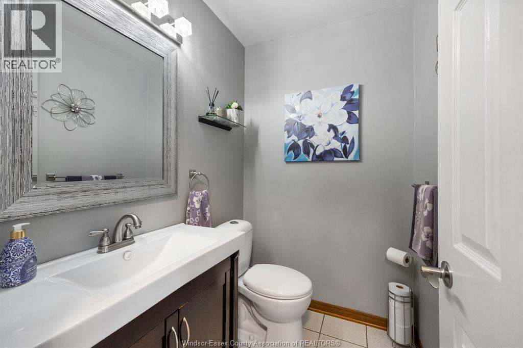 12314 Funaro Crescent, Tecumseh, ON - Indoor Photo Showing Bathroom