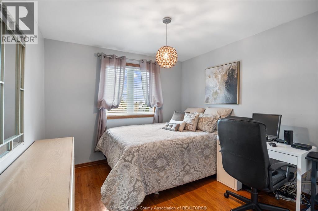12314 Funaro Crescent, Tecumseh, ON - Indoor Photo Showing Bedroom