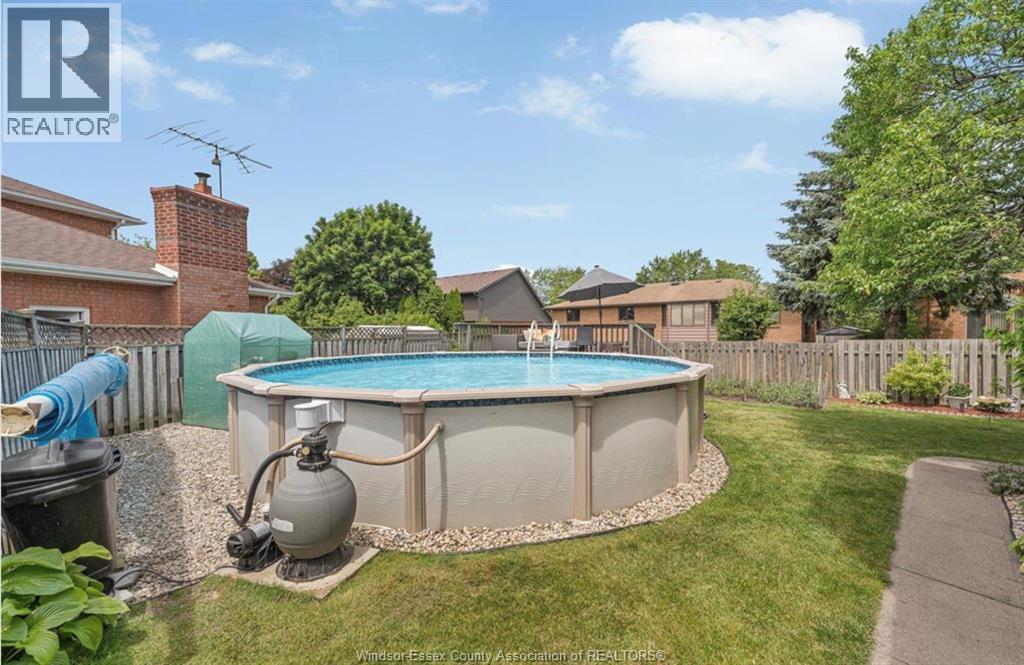 12314 Funaro Crescent, Tecumseh, ON - Outdoor With Above Ground Pool
